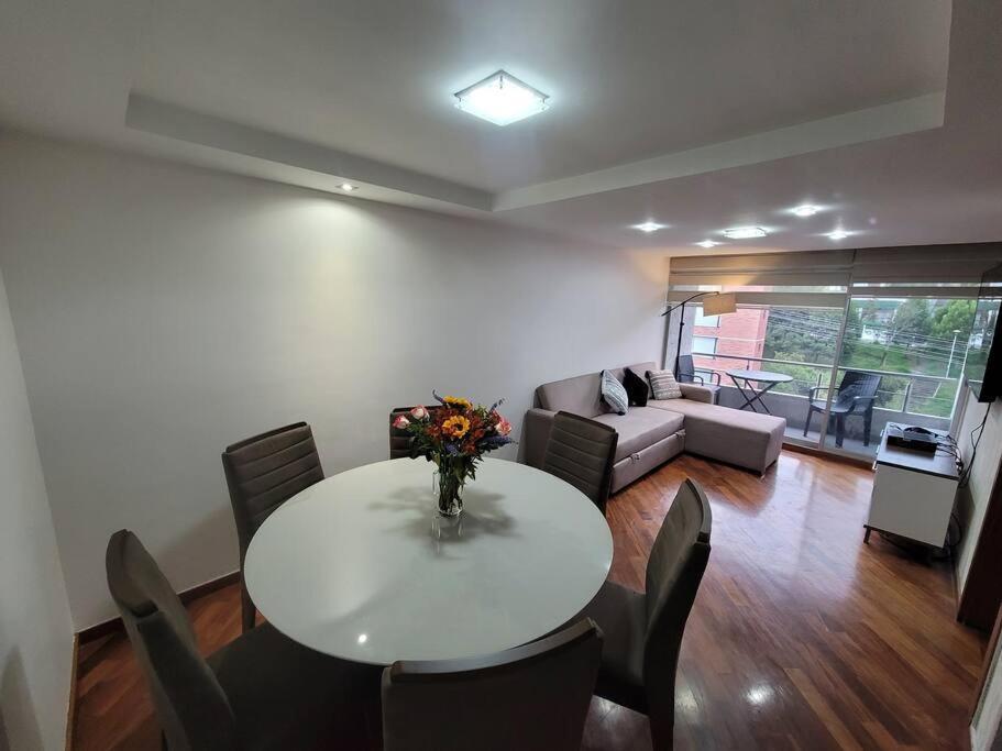 Excelente Vista Panoramica,piscina,sauna,seguridad 24h,acojedor,confortable,excellent Panoramic View, Swimming Pool, Private Security 24h Comfortable And Cozy *