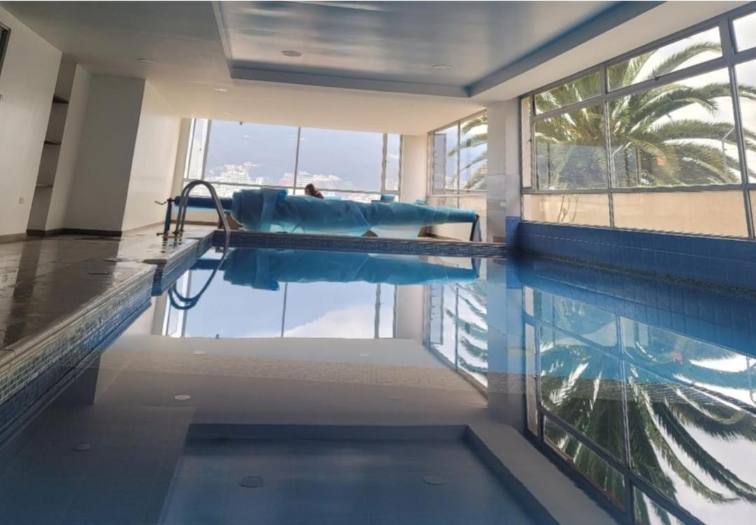 Excelente Vista Panoramica,piscina,sauna,seguridad 24h,acojedor,confortable,excellent Panoramic View, Swimming Pool, Private Security 24h Comfortable And Cozy * Quito